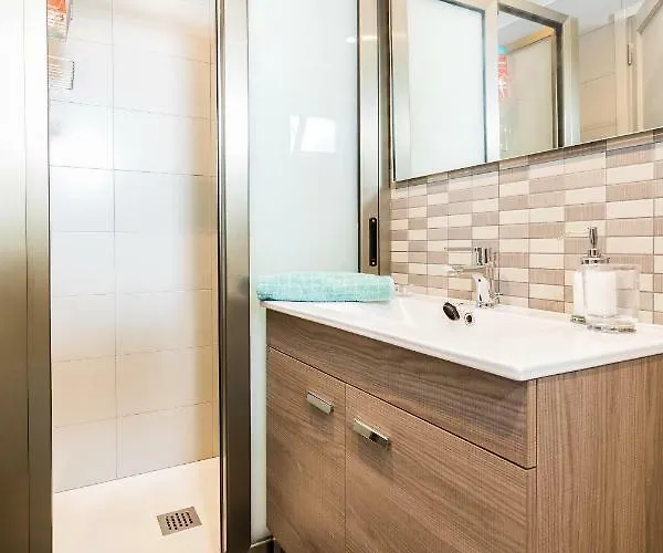 Lizzy Puerto del Carmen (Lanzarote)